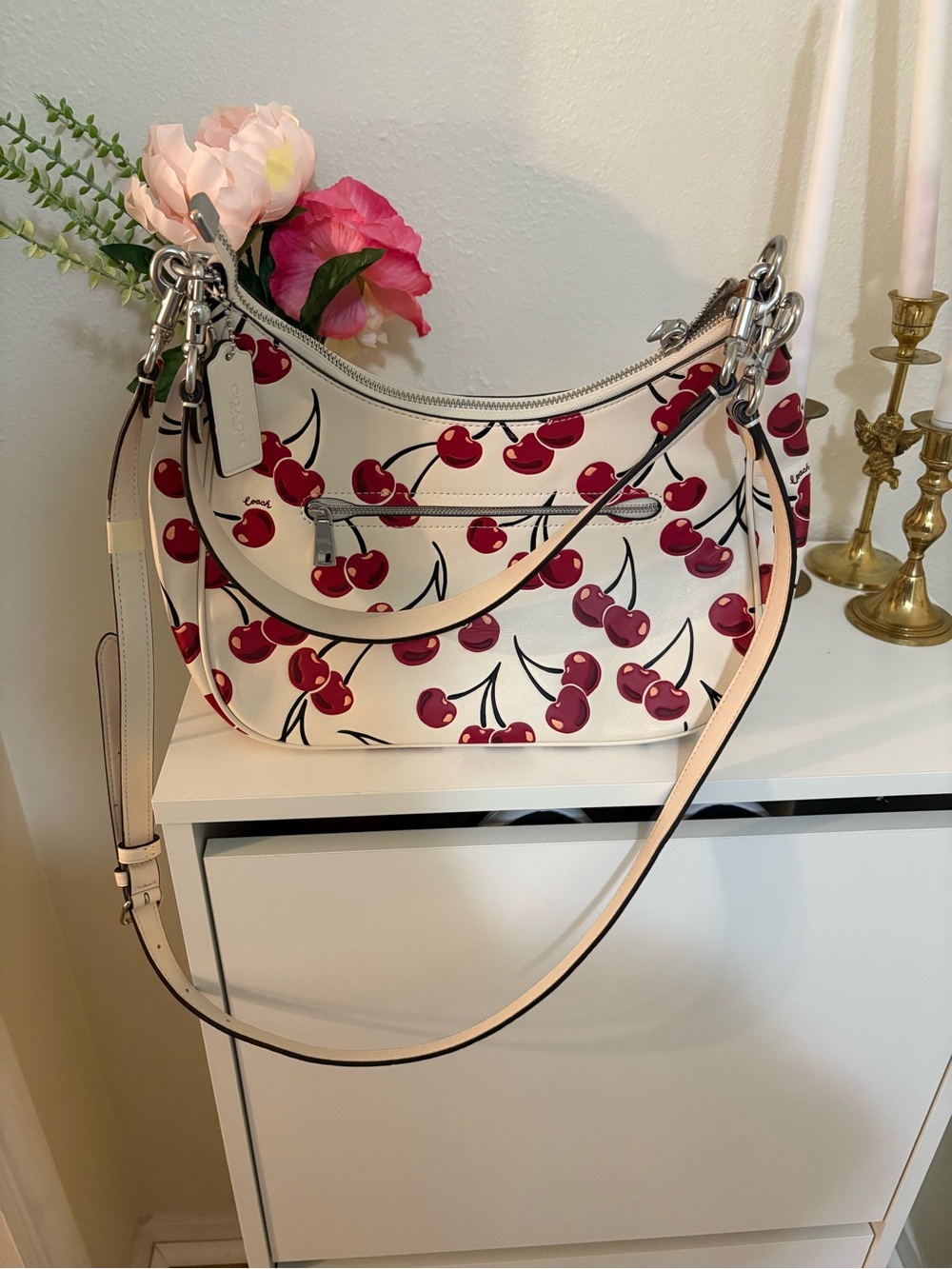 Coach Cherry Print Teri Hobo Crescent Shoulder Bag in Cream and Red NWOT - Picture 3 of 9